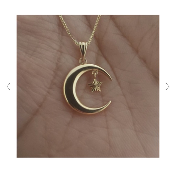 18 Karat Gold Crescent Star Necklace 18in adjustable - Picture 1 of 5